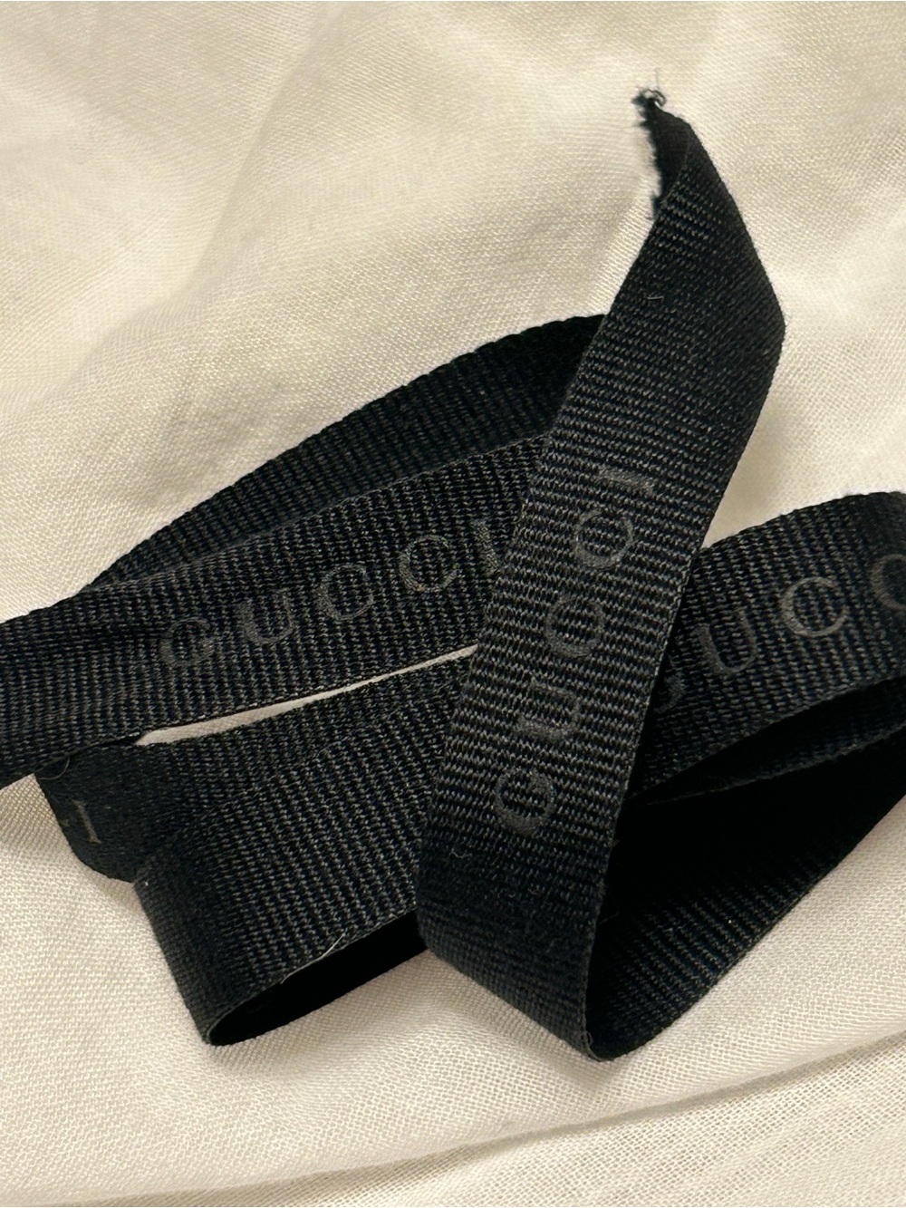 Gucci Ribbon